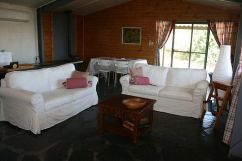 Weemilah Bed And Breakfast - Accommodation Nelson Bay 2