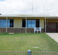 Family Tides - Accommodation Nelson Bay