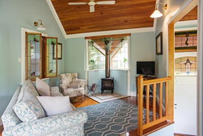 Oak Tree Lodge - Accommodation Nelson Bay 8
