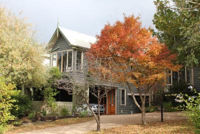 Oak Tree Lodge - Accommodation Nelson Bay 9