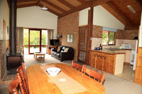 Jamieson Valley Retreat - Accommodation Nelson Bay 4