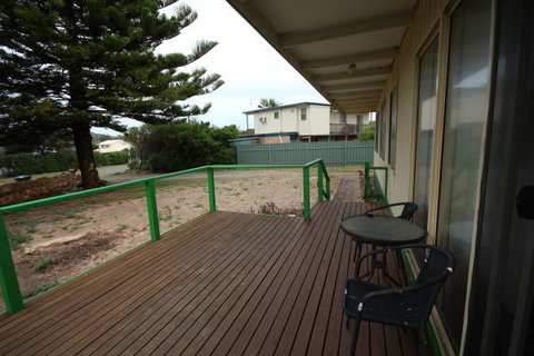 LJ Hooker Goolwa Holiday Rentals - 42 Underwood Avenue, Goolwa Beach - Accommodation Nelson Bay 15