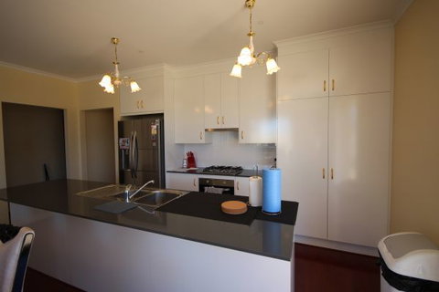 LJ Hooker Goolwa Holiday Rentals - 42 Underwood Avenue, Goolwa Beach - Accommodation Nelson Bay 18
