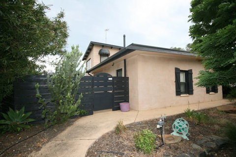 LJ Hooker Goolwa Holiday Rentals - 42 Underwood Avenue, Goolwa Beach - Accommodation Nelson Bay 24