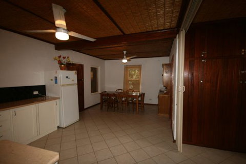 LJ Hooker Goolwa Holiday Rentals - 42 Underwood Avenue, Goolwa Beach - Accommodation Nelson Bay 25