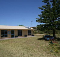 LJ Hooker Goolwa Holiday Rentals - 15 Eaton Avenue Goolwa Beach - Accommodation Nelson Bay