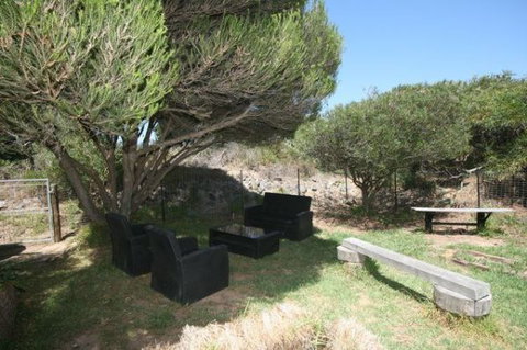 LJ Hooker Goolwa Holiday Rentals - 15 Eaton Avenue, Goolwa Beach - Accommodation Nelson Bay 3