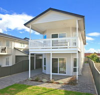 Century 21 SouthCoast White Caps - Accommodation Nelson Bay