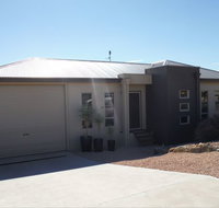 Four Seas - Accommodation Nelson Bay