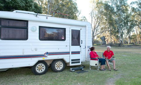 Loxton Riverfront Holiday Park - Accommodation Nelson Bay 2