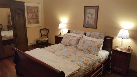 Cascades Manor - Accommodation Nelson Bay 8