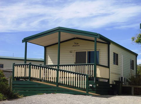 Elliston Waterloo Bay Tourist Park - Accommodation Nelson Bay 1