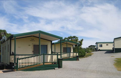 Elliston Waterloo Bay Tourist Park - Accommodation Nelson Bay 4
