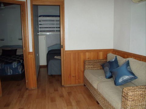 Elliston Waterloo Bay Tourist Park - Accommodation Nelson Bay 7