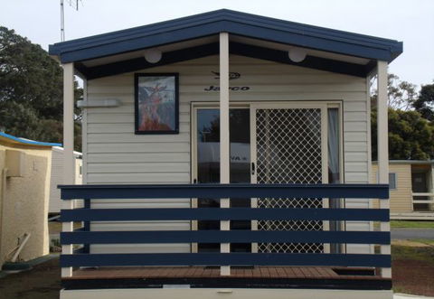 Lake Colac Caravan Park - Accommodation Nelson Bay 4