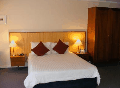 Ocean Beach Hotel - Accommodation Nelson Bay