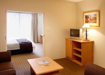 All Suites Perth - Nelsons Bay Accommodation 2