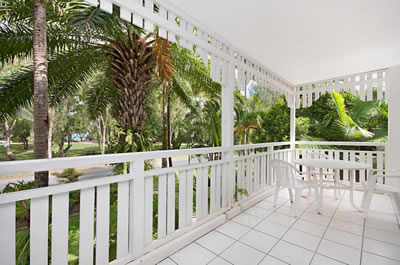 Apartments At The White House Port Douglas - Nelsons Bay Accommodation 1