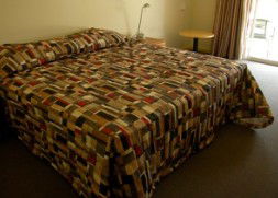 Bathurst Goldfields Hotel - Accommodation Nelson Bay 2