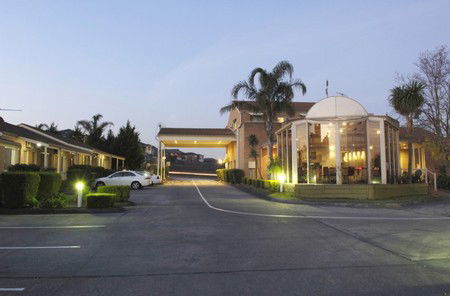 Best Western Airport Motel & Convention Centre - Accommodation Nelson Bay 3