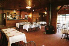Ranges Hotel - Accommodation Nelson Bay 1