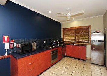 Portside Executive Apartments - Accommodation Nelson Bay 3