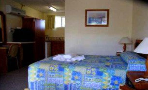 Cooks Endeavour Motor Inn - Accommodation Nelson Bay 2