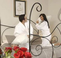 Wine  Roses Bed  Breakfast - Accommodation Nelson Bay