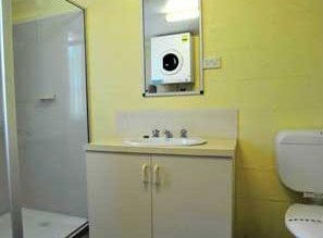 Alanvale Apartments & Motor Inn - Accommodation Nelson Bay 3