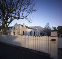 Islington Hotel - Accommodation Nelson Bay