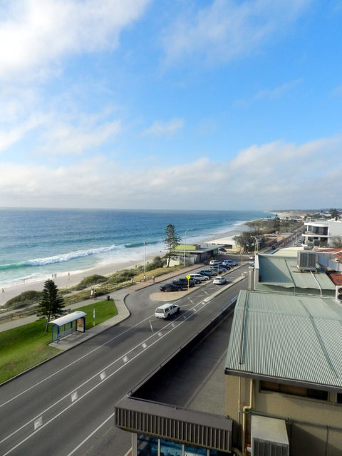 Ocean Beach Hotel - Accommodation Nelson Bay 2