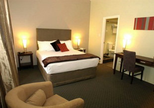 Joondalup City Hotel & Apartments - Accommodation Nelson Bay 2