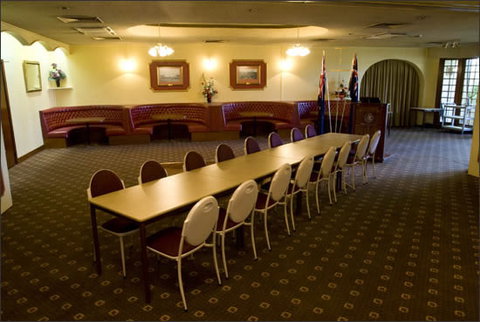Tower Hotel - Accommodation Nelson Bay 3