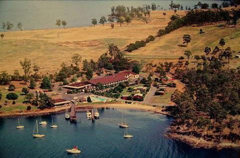 Eastcoast Central Watersedge Resort - Accommodation Nelson Bay 0