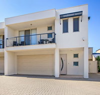 Century 21 SouthCoast The Residence - Accommodation Nelson Bay
