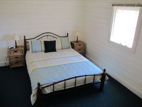 Holly's Holiday Home - Accommodation Nelson Bay 2