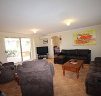 LJ Hooker Goolwa Holiday Rentals - 12 Willmett Road Goolwa Beach - Accommodation Nelson Bay