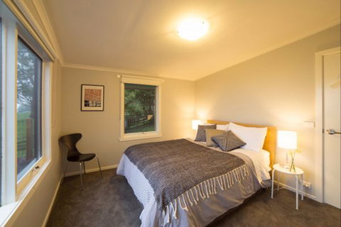 Halcyon Cottage Retreat - Self Contained Accommodation - Nelson Bay Accommodation.com 9