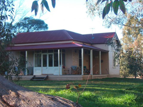 Baranduda Homestead B&B Cottages - Nelsons Bay Accommodation 0