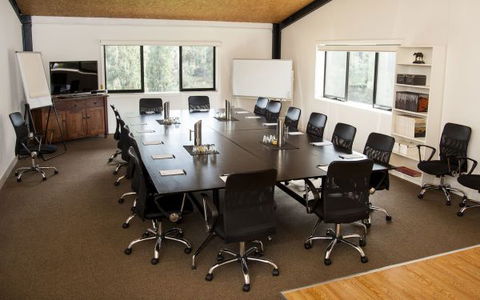 Saladin Lodge - Accommodation Nelson Bay 6