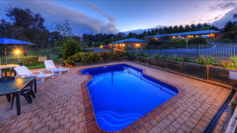 Top Of The Town Motor Inn Yackandandah - Accommodation Nelson Bay 1