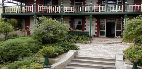 Warwick House - Accommodation Nelson Bay 1