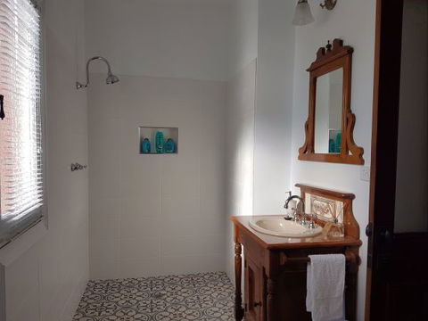 Angas Plains Wines Suites - Accommodation Nelson Bay 9