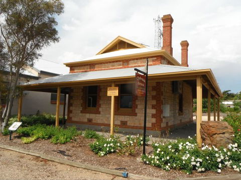 Clydesdale Cottage Bed & Breakfast - Accommodation Nelson Bay 1