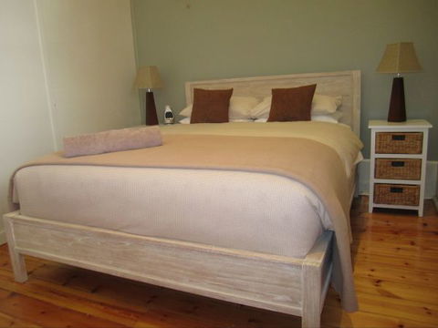 Clydesdale Cottage Bed & Breakfast - Accommodation Nelson Bay 4