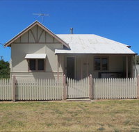 Ellison's Holiday Home - Accommodation Nelson Bay