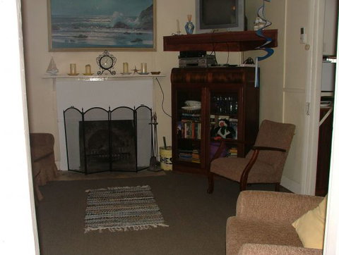 Kirazz Cottage - Accommodation Nelson Bay 2