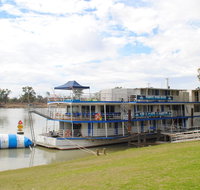 Murray River Queen Backpackers - Accommodation Nelson Bay
