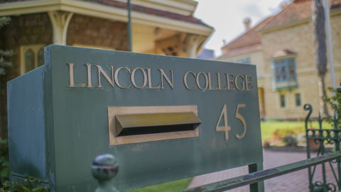 Lincoln College - Accommodation Nelson Bay 0