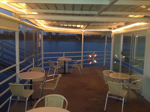 Murray River Queen Backpackers - Accommodation Nelson Bay 4